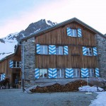 登山の装備持ち物チェックリスト。富士山など日帰りや1泊する場合